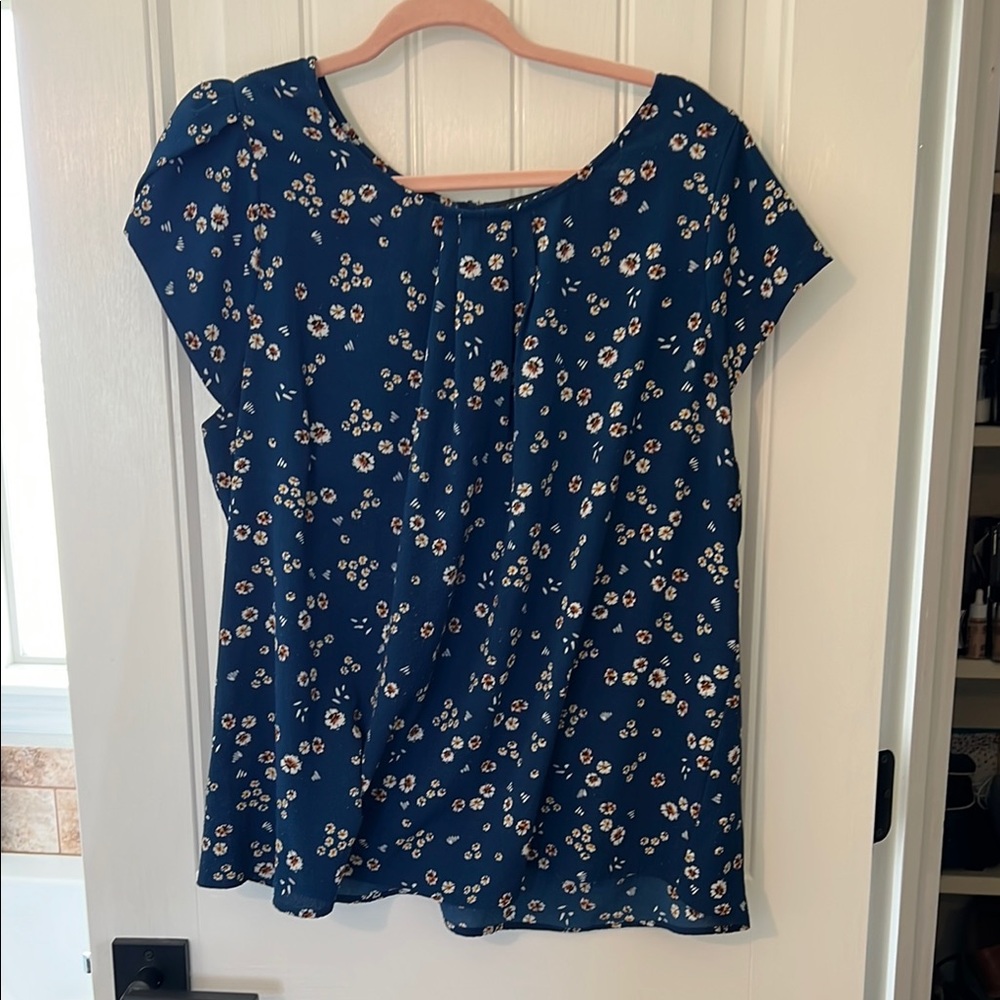 Papermoon Blue and White Boxy Short Sleeve Blouse